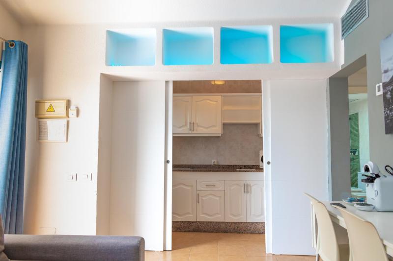 Two-bedroom apartment (2 Adults and 1 Child) image 3