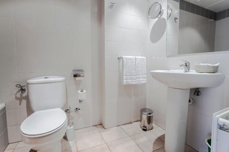 Apartment image 3