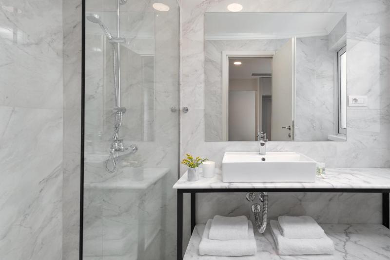 Preveza City Comfort Hotel - image 2