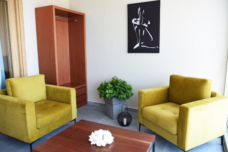 6 Milje Hotel - image 14