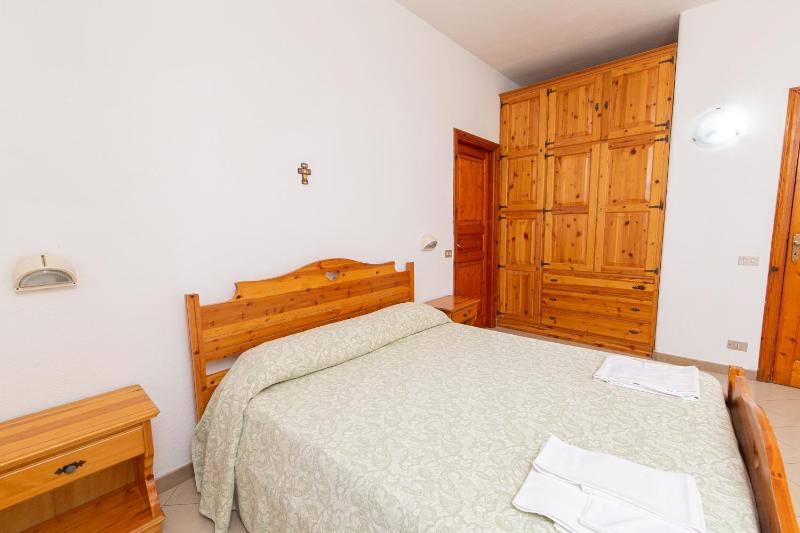 Standard Double Room image 1