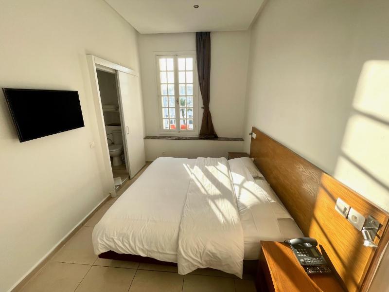 Hotel Lutece - image 11