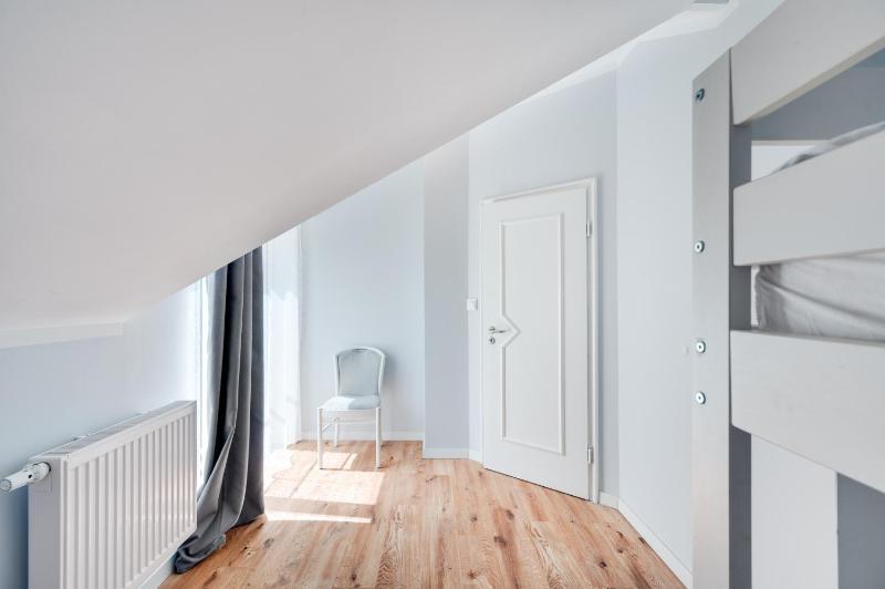 Quadruple Room with Bathroom image 1