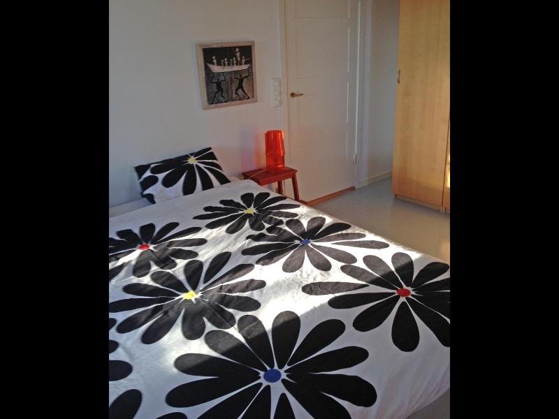 Double Room with Shared Bathroom image 2