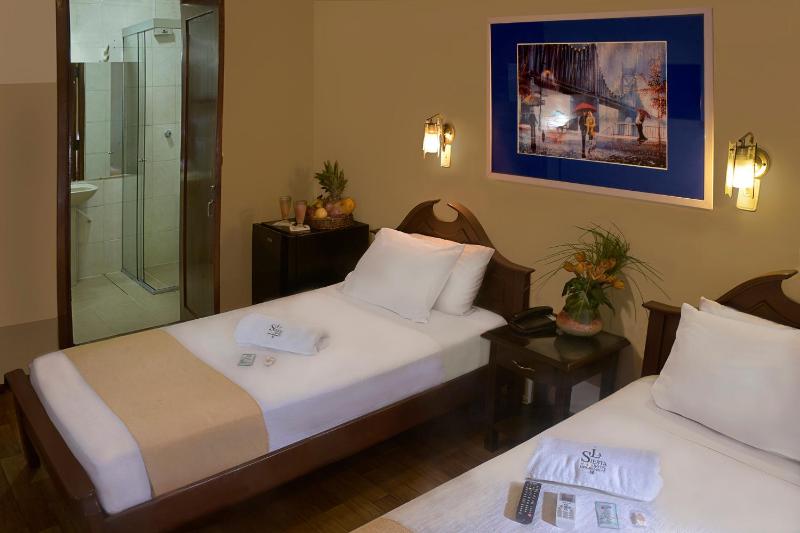 La Siesta Hotel - image 12