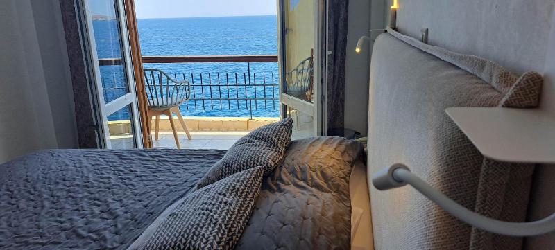Double or Twin Room with Sea View image 1