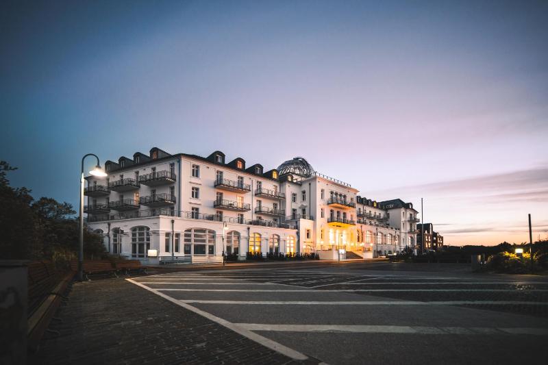 Strandhotel Kurhaus Juist - image 24