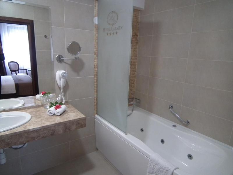 Suite with Balcony 3*** image 4