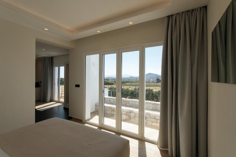 Junior Suite Sea View image 3