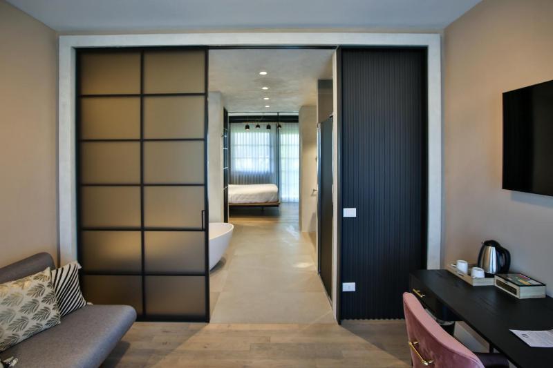 Suite image 1