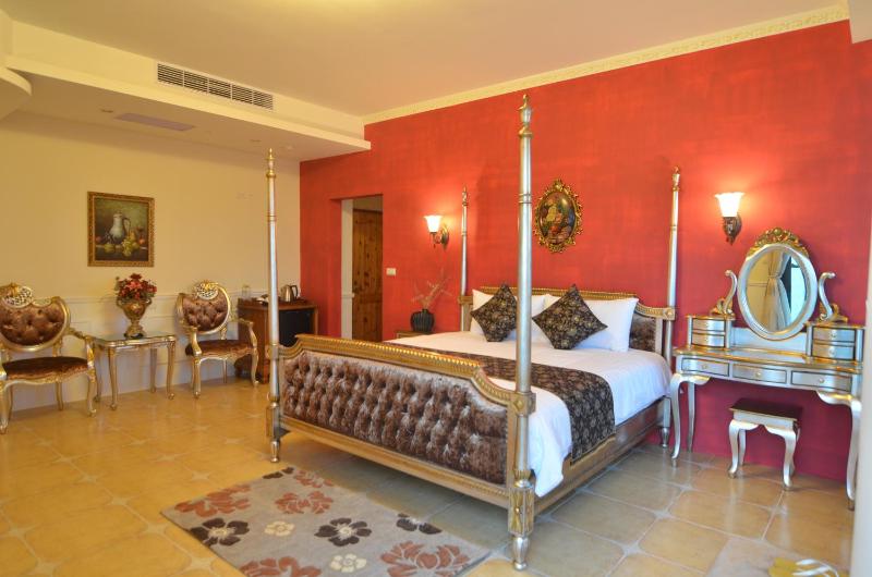 Full Sweet Inn - image 47