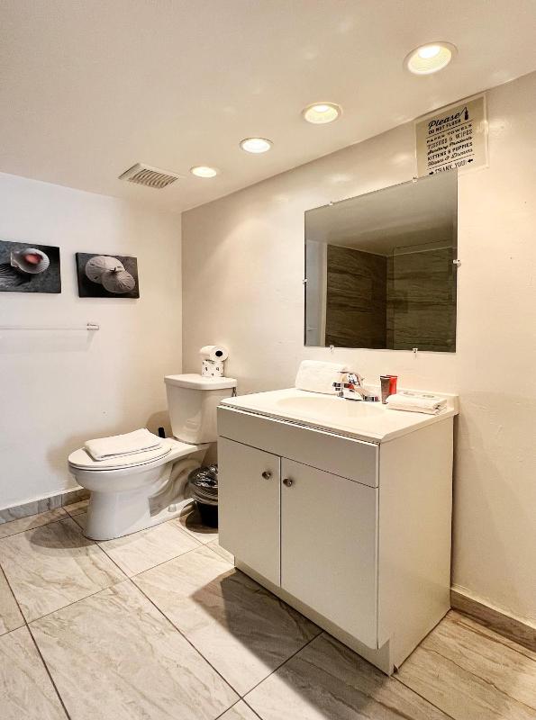 South Beach Apartments - image 25