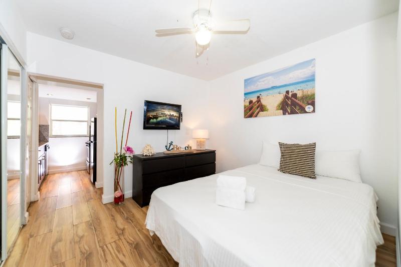 South Beach Apartments - image 37