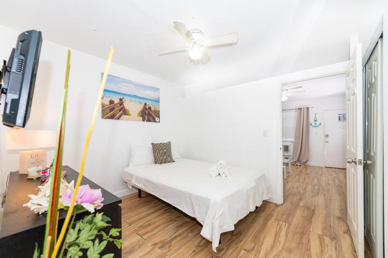 South Beach Apartments - image 17