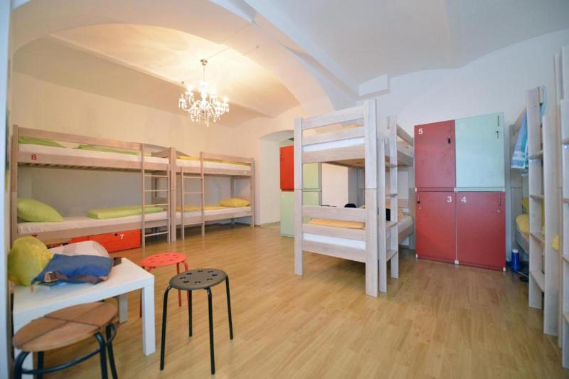 Bed in 10-Bed Mixed Dormitory Room image 1