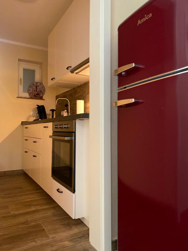 One-Bedroom Apartment image 4