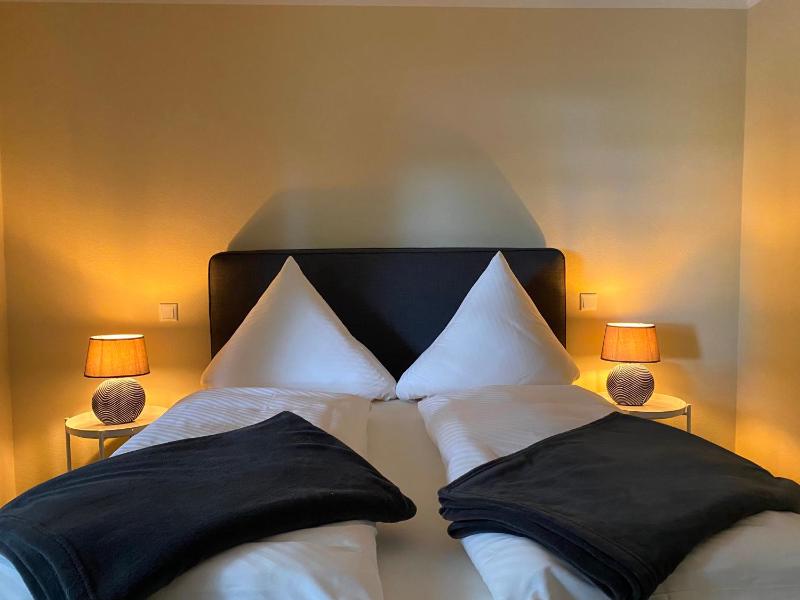 One-Bedroom Apartment image 1