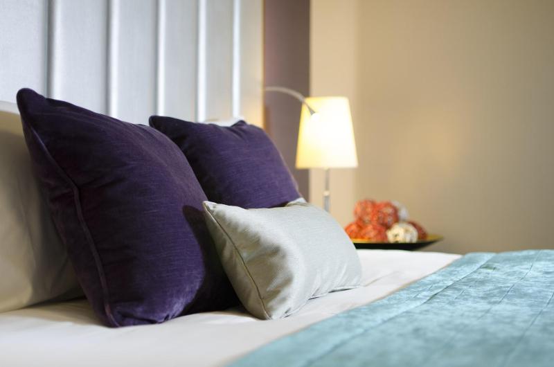 Luxury Double Room image 3