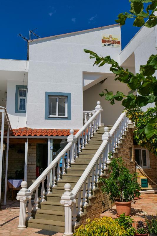 Hotel Chris - image 15