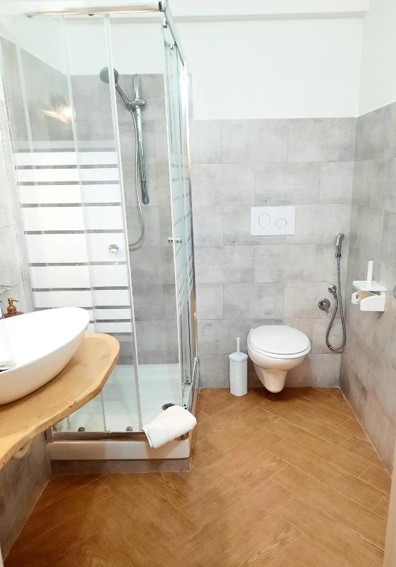 Luxury Triple Room image 2