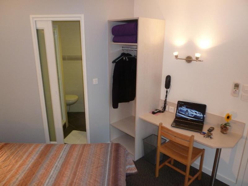 Comfort Double Room image 3