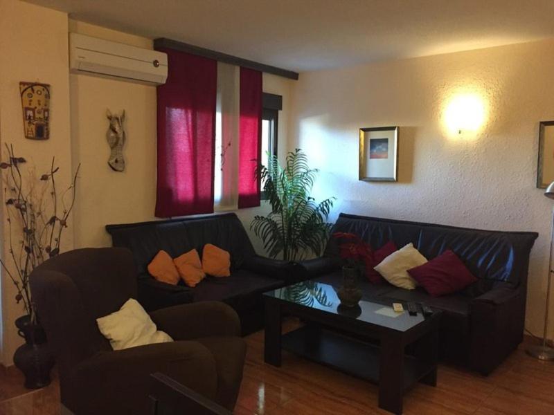 Two Bedroom Apartment in Spain - image 8