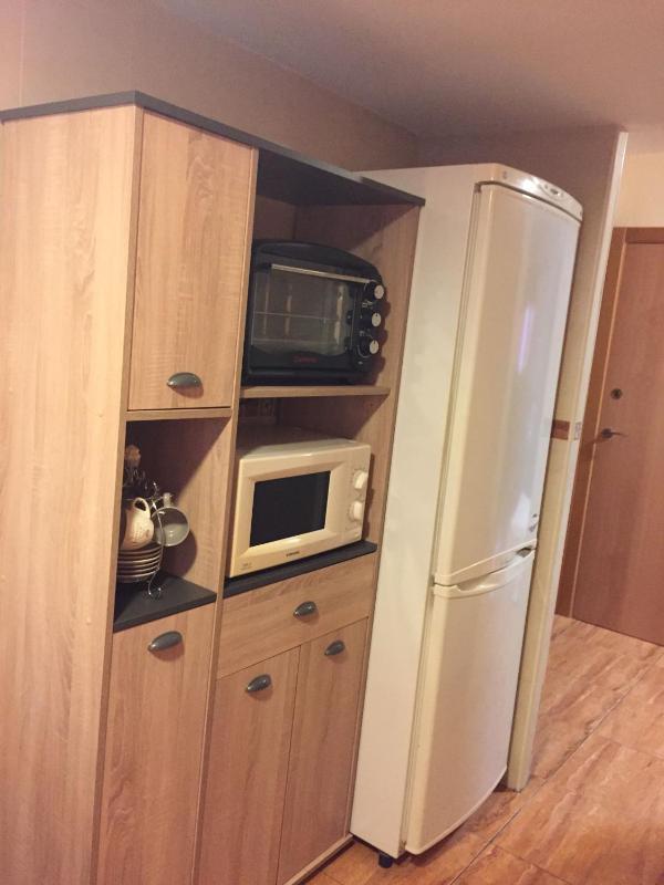 Two Bedroom Apartment in Spain - image 9