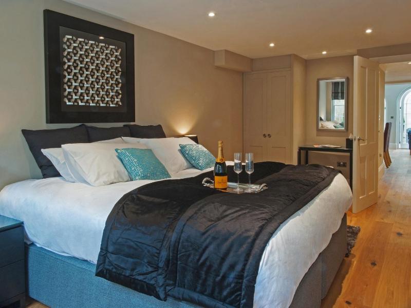 Deluxe Apartment image 4