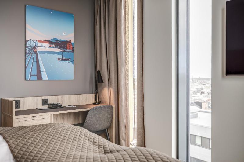 Standard Double Room image 1