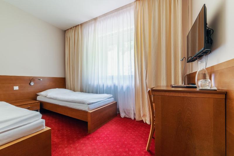 Twin Room North image 1
