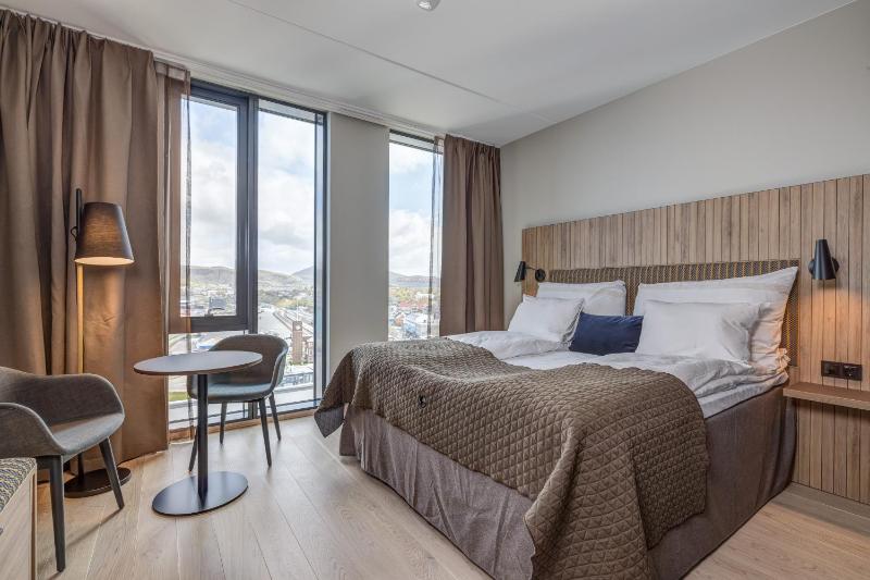Deluxe Double Room image 1