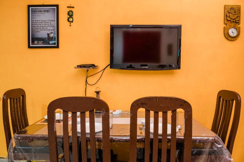SUN 2BHK by Wabi Sabi Stays Steep Uphill walk 5 Mins - image 4