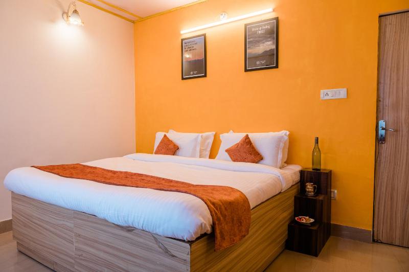 SUN 2BHK by Wabi Sabi Stays Steep Uphill walk 5 Mins - image 16