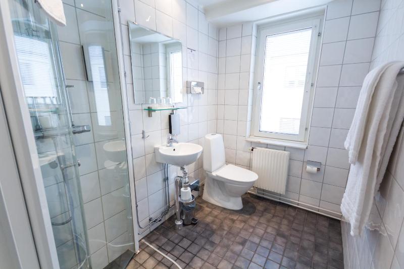 Standard Double Room image 2