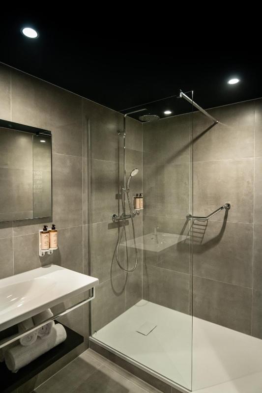 Superior Double Room image 2