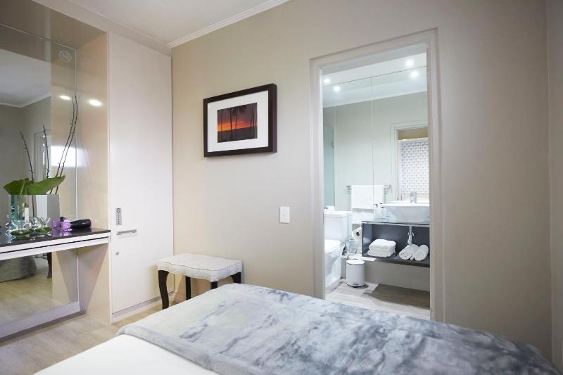 Executive Suite image 1