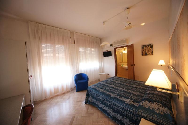 Hotel Liberty - image 11