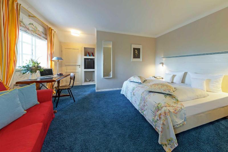 Comfort Double Room image 3