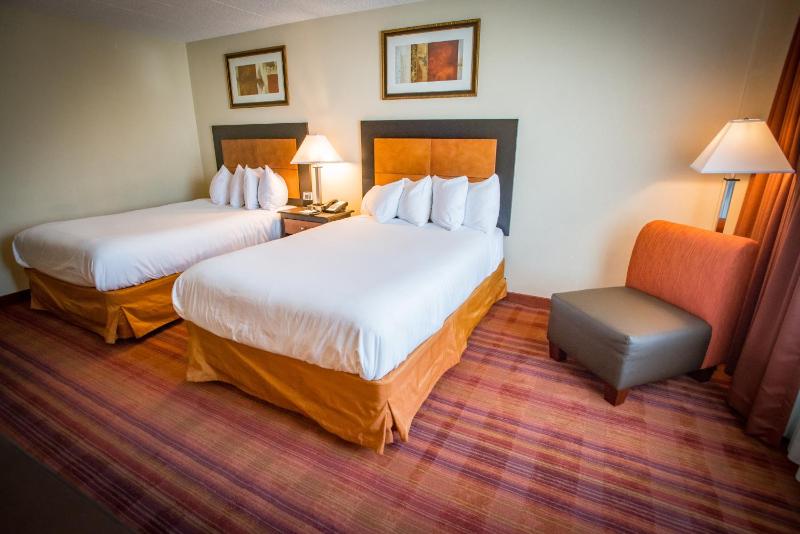Double Room with Two Double Beds - Accessible/Non-Smoking image 4
