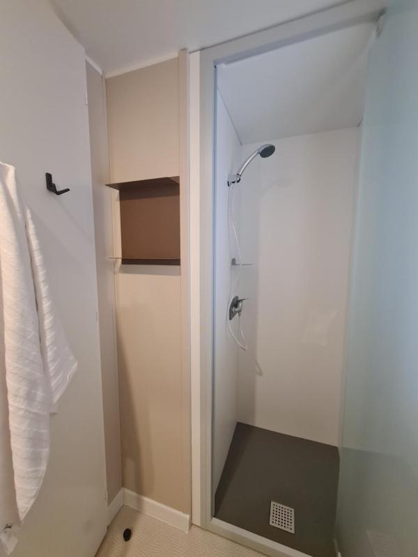 Mobile Home image 3