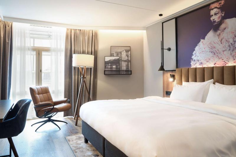 Superior Room image 3