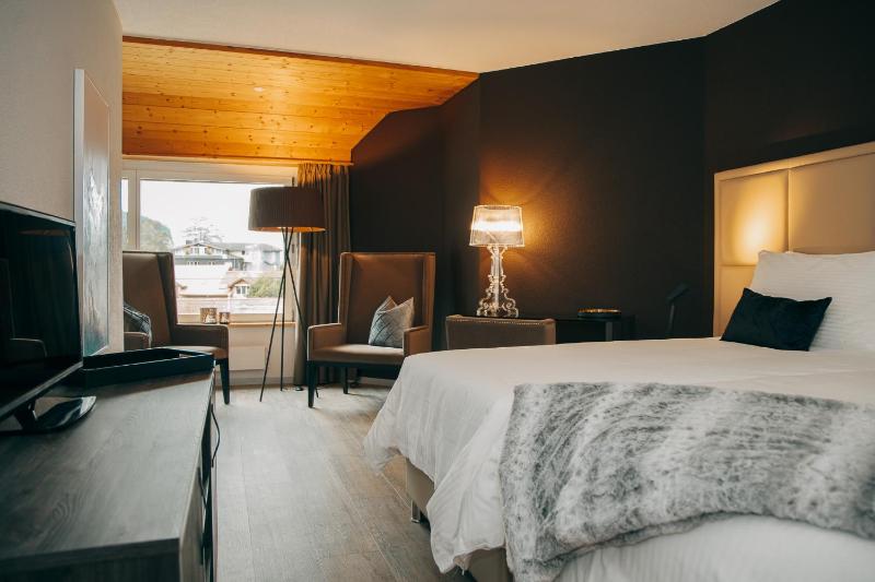 Superior Double Room image 1
