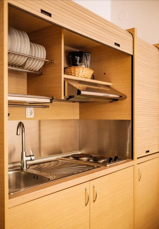 Studio (2 Adults) image 1