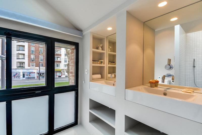 Three-Bedroom Apartment image 4