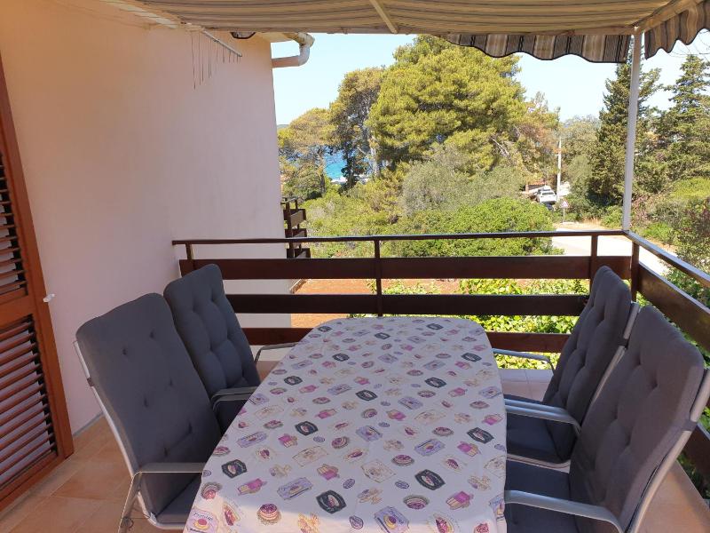 Two-Bedroom Apartment with Terrace and Partial Sea View image 1