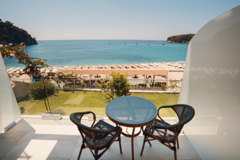 Ionion Beach Resort - image 4