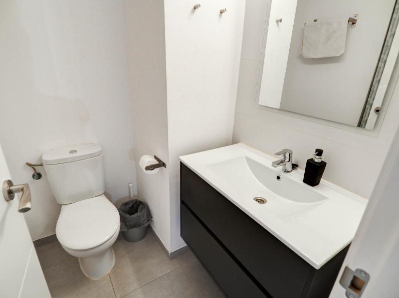 Clarimar Beach Apartment by Hello Homes Sitges - image 3