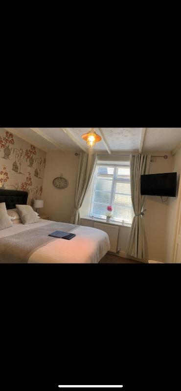 Double Room image 4