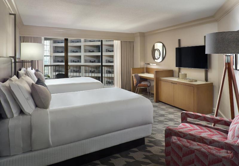 Deluxe Room 2 Double Beds image 1