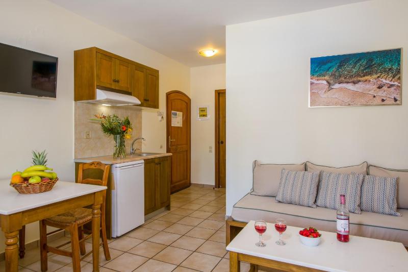 One-Bedroom Apartment image 2